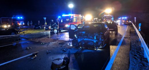 B2: Tödlicher Unfall bei Monheim-Süd